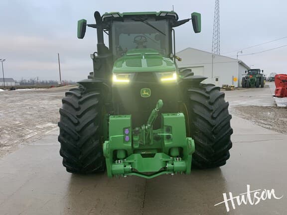 Image of John Deere 8R 310 equipment image 2