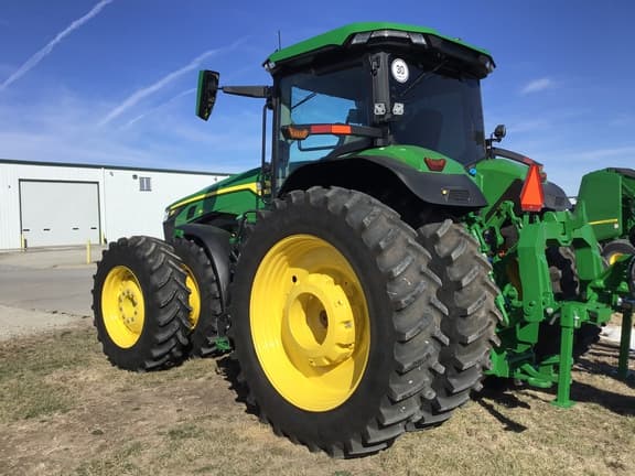 Image of John Deere 8R 310 equipment image 1