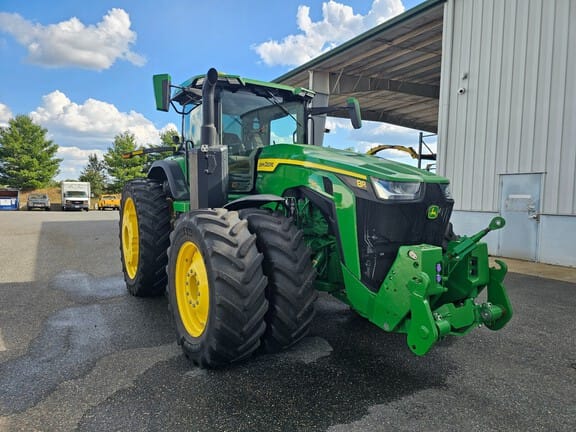 2024 John Deere 8R 310 Equipment Image0