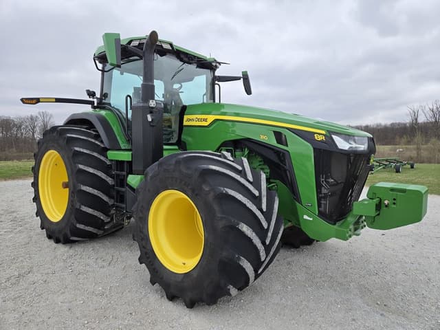 Image of John Deere 8R 310 equipment image 3
