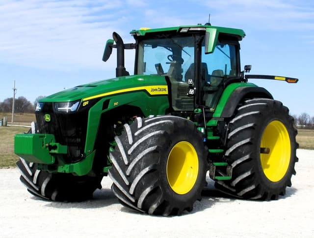 Image of John Deere 8R 310 equipment image 1