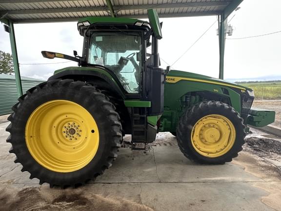 Image of John Deere 8R 310 equipment image 1