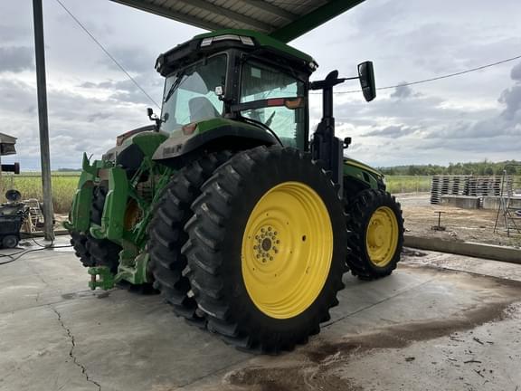 Image of John Deere 8R 310 equipment image 2