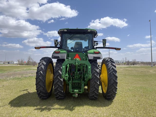 Image of John Deere 8R 310 equipment image 3