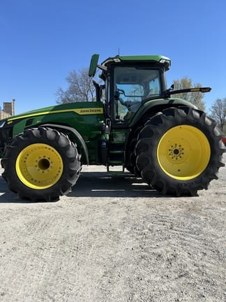 2024 John Deere 8R 310 Equipment Image0