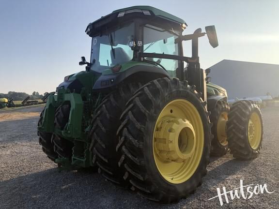 Image of John Deere 8R 310 equipment image 3
