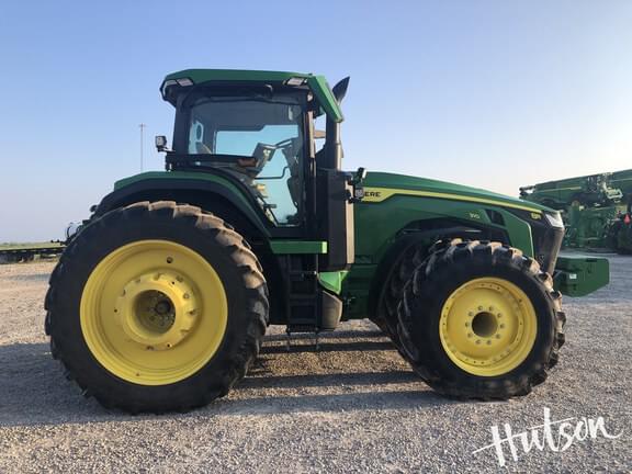 Image of John Deere 8R 310 equipment image 2