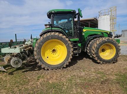 Image of John Deere 8R 310 equipment image 1