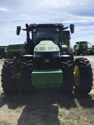 Image of John Deere 8R 310 equipment image 2