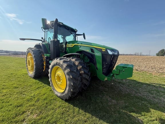 2024 John Deere 8R 310 Equipment Image0