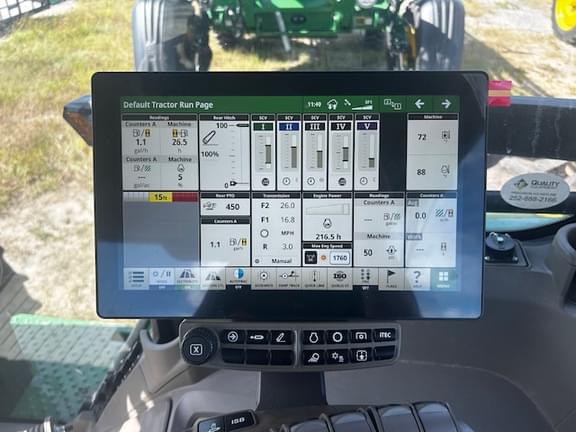 Image of John Deere 8R 310 equipment image 2