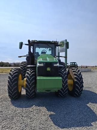 Image of John Deere 8R 310 equipment image 2