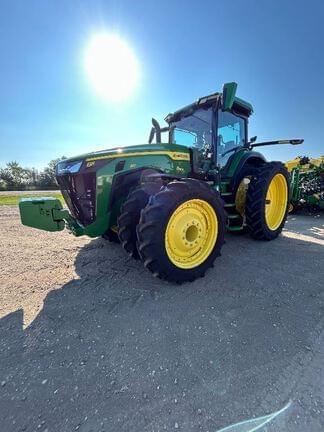 Image of John Deere 8R 310 Primary image