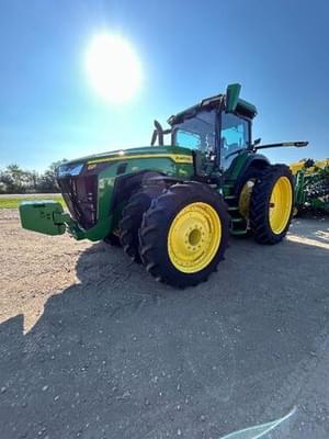 2024 John Deere 8R 310 Image