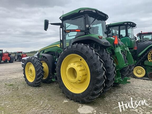 Image of John Deere 8R 310 equipment image 3