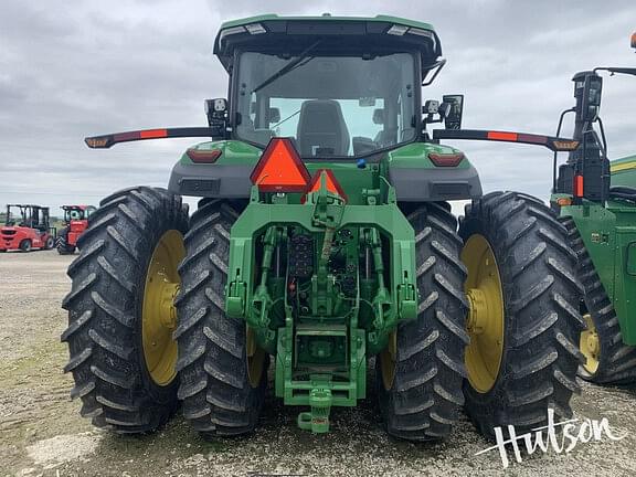 Image of John Deere 8R 310 equipment image 4