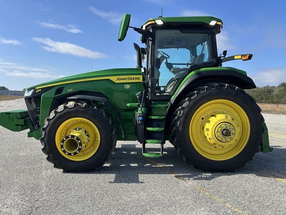 Image of John Deere 8R 310 Primary image