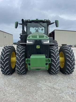 Image of John Deere 8R 310 equipment image 3
