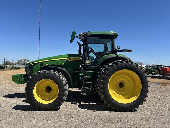 Image of John Deere 8R 310 equipment image 2