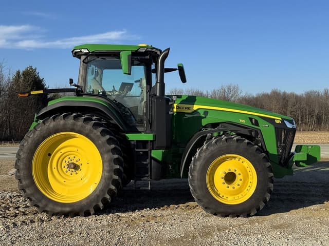 Image of John Deere 8R 310 equipment image 3