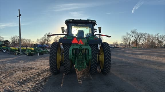 Image of John Deere 8R 310 equipment image 4
