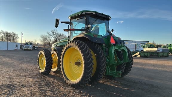 Image of John Deere 8R 310 equipment image 3