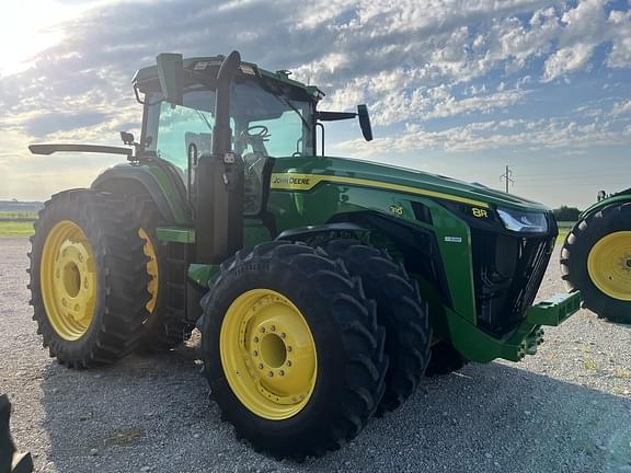 Image of John Deere 8R 310 equipment image 4