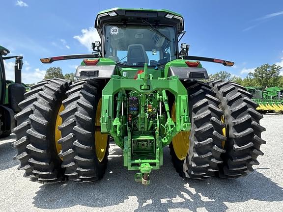 Image of John Deere 8R 310 equipment image 3