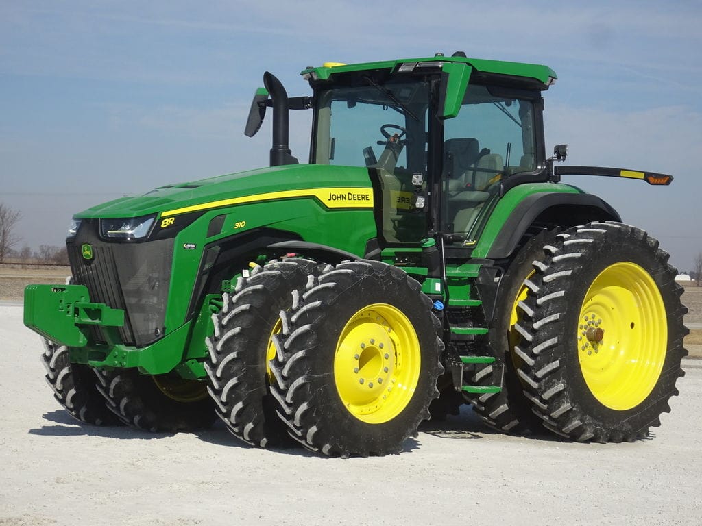 2024 John Deere 8R 310 Equipment Image0