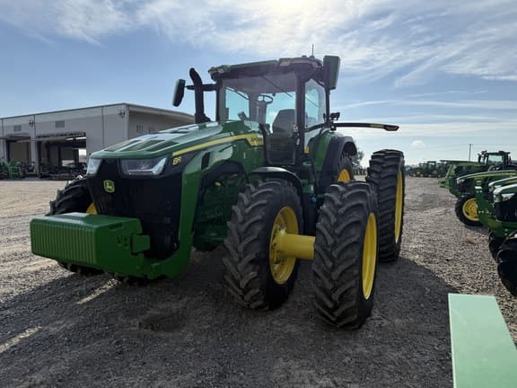 Image of John Deere 8R 310 equipment image 1