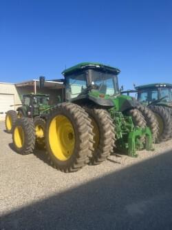 Image of John Deere 8R 310 equipment image 2
