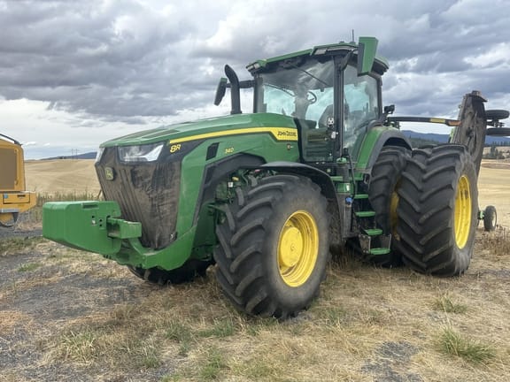 2024 John Deere 8R 340 Equipment Image0