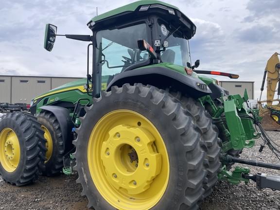 Image of John Deere 8R 340 equipment image 2