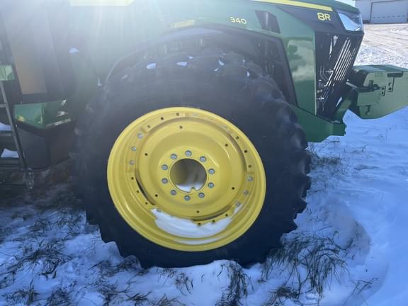 Image of John Deere 8R 340 equipment image 4