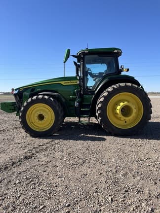 Image of John Deere 8R 340 equipment image 3