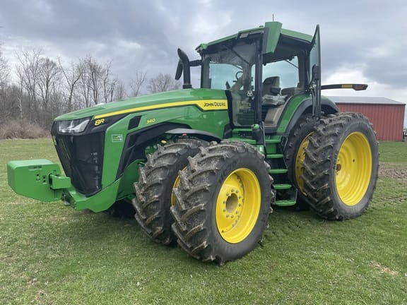 2024 John Deere 8R 340 Equipment Image0