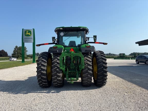 Image of John Deere 8R 340 equipment image 2
