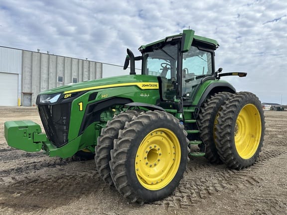 2024 John Deere 8R 340 Equipment Image0