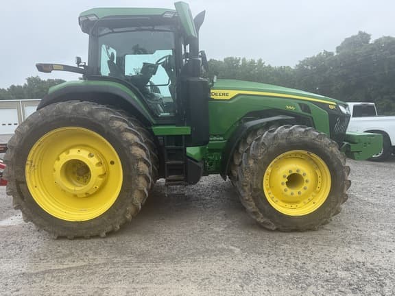 Image of John Deere 8R 340 equipment image 3