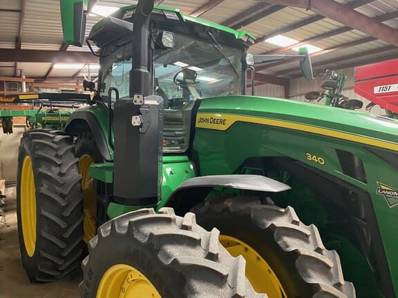 2024 John Deere 8R 340 Equipment Image0