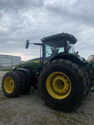 Image of John Deere 8R 340 equipment image 4