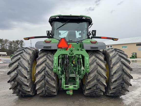 Image of John Deere 8R 340 equipment image 4