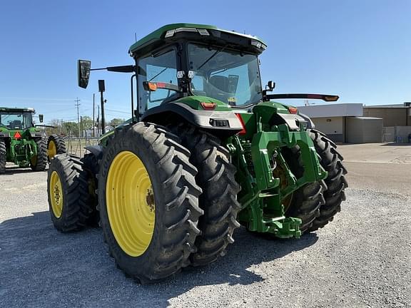 Image of John Deere 8R 340 equipment image 2