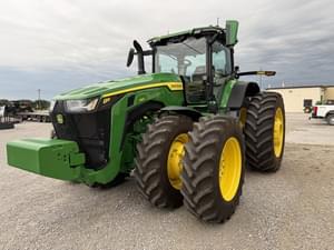 2024 John Deere 8R 340 Image
