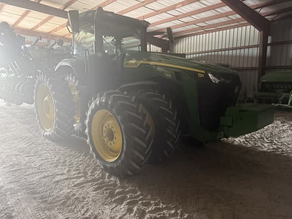 Image of John Deere 8R 340 Primary image