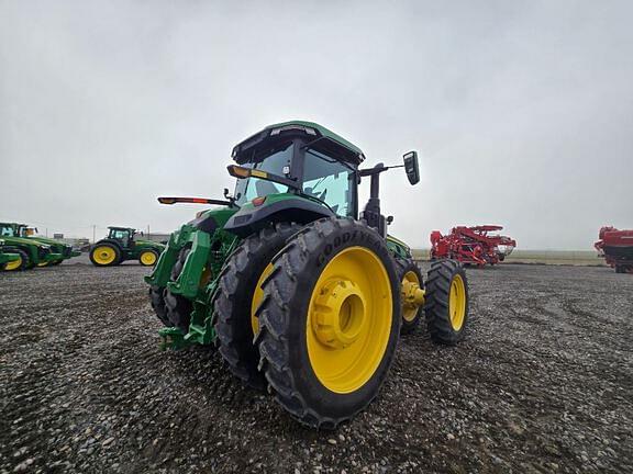 Image of John Deere 8R 340 equipment image 4