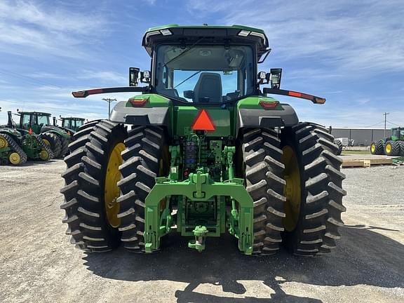 Image of John Deere 8R 340 equipment image 3