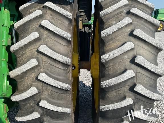 Image of John Deere 8R 340 equipment image 3