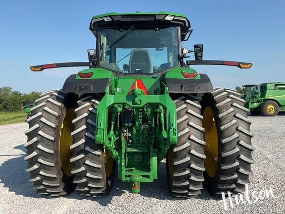 Image of John Deere 8R 340 equipment image 4