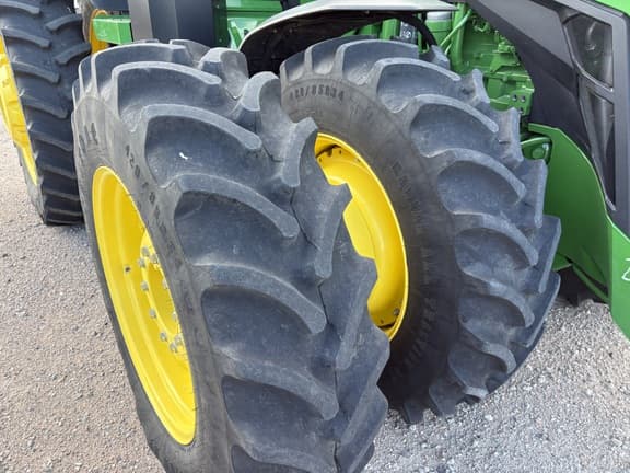 Image of John Deere 8R 340 equipment image 1
